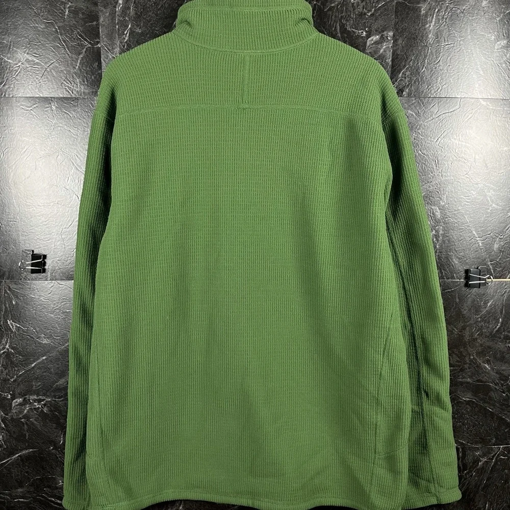 The North Face Men's Green Quarter Zip Sweatshirt XL